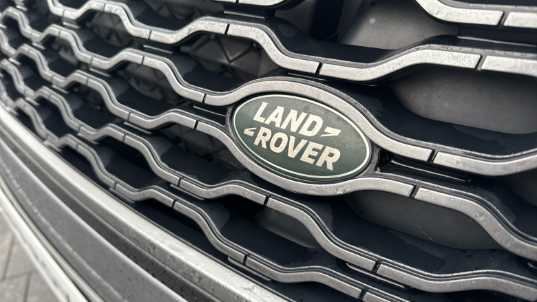 Land Rover Range Rover Velar 2.0 D200 R-Dynamic SE 5dr Auto Diesel Estate